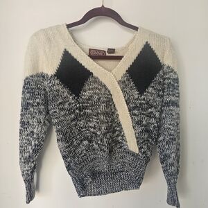 Women's Black and White Sweater